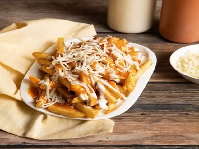 Madrasa Fries (FULL TRAY).
